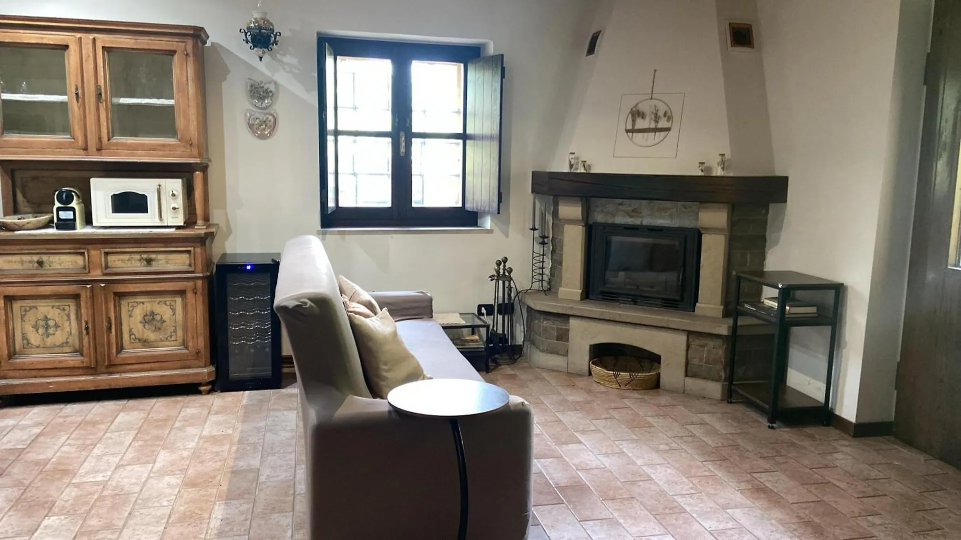 Roe Villa Faro 0*,  איטליה